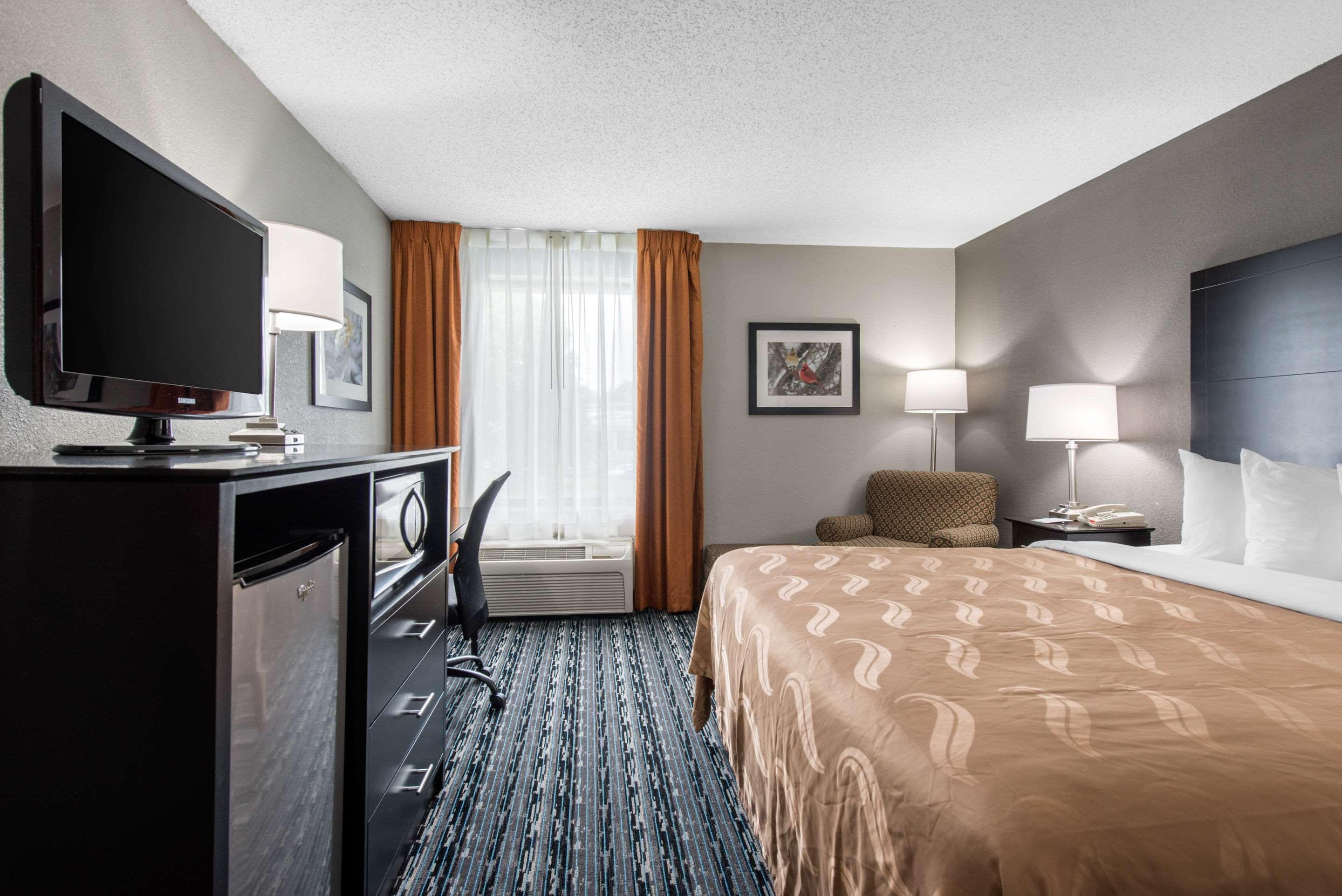 Quality Inn & Suites Brownsburg - Indianapolis West Kültér fotó