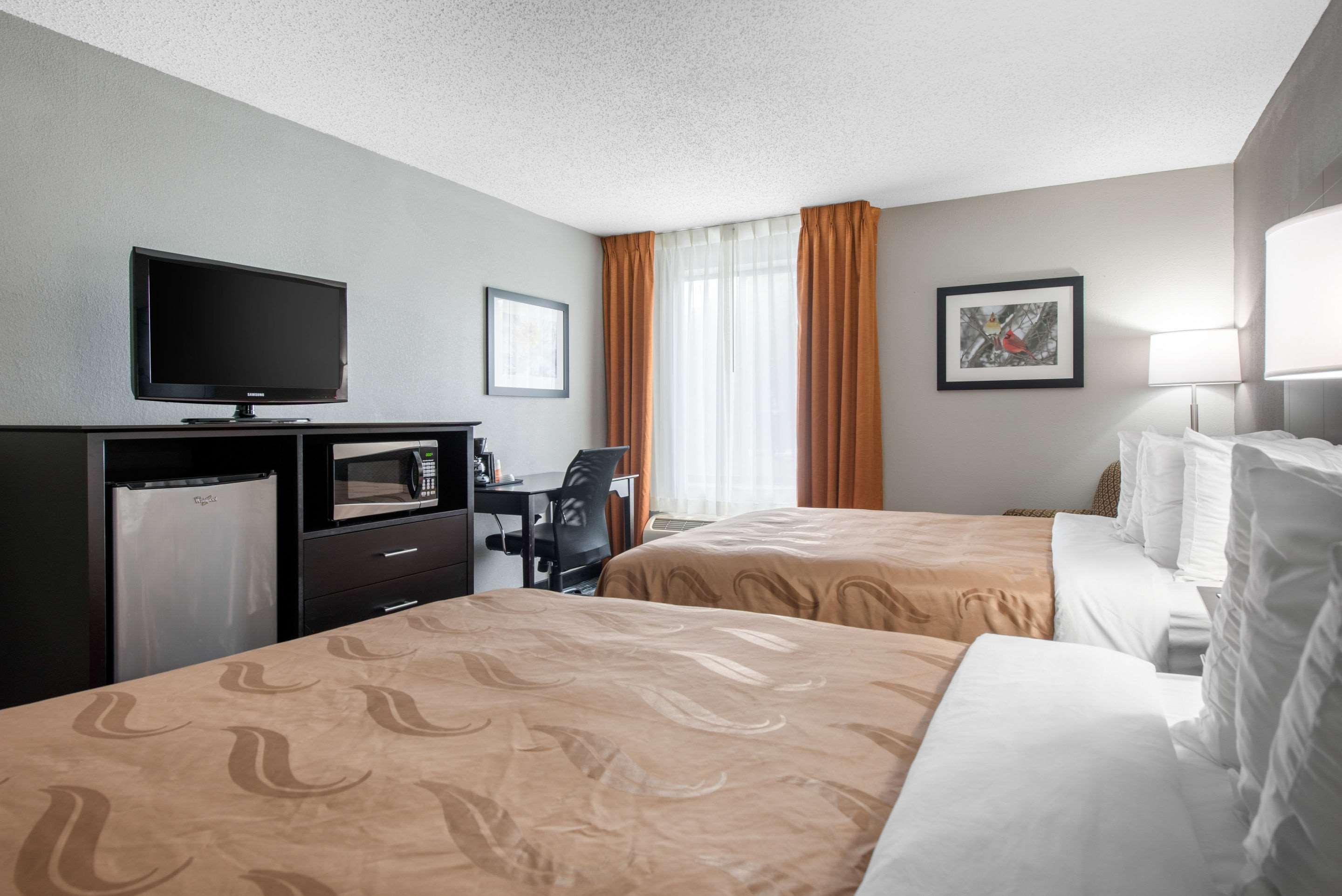 Quality Inn & Suites Brownsburg - Indianapolis West Kültér fotó