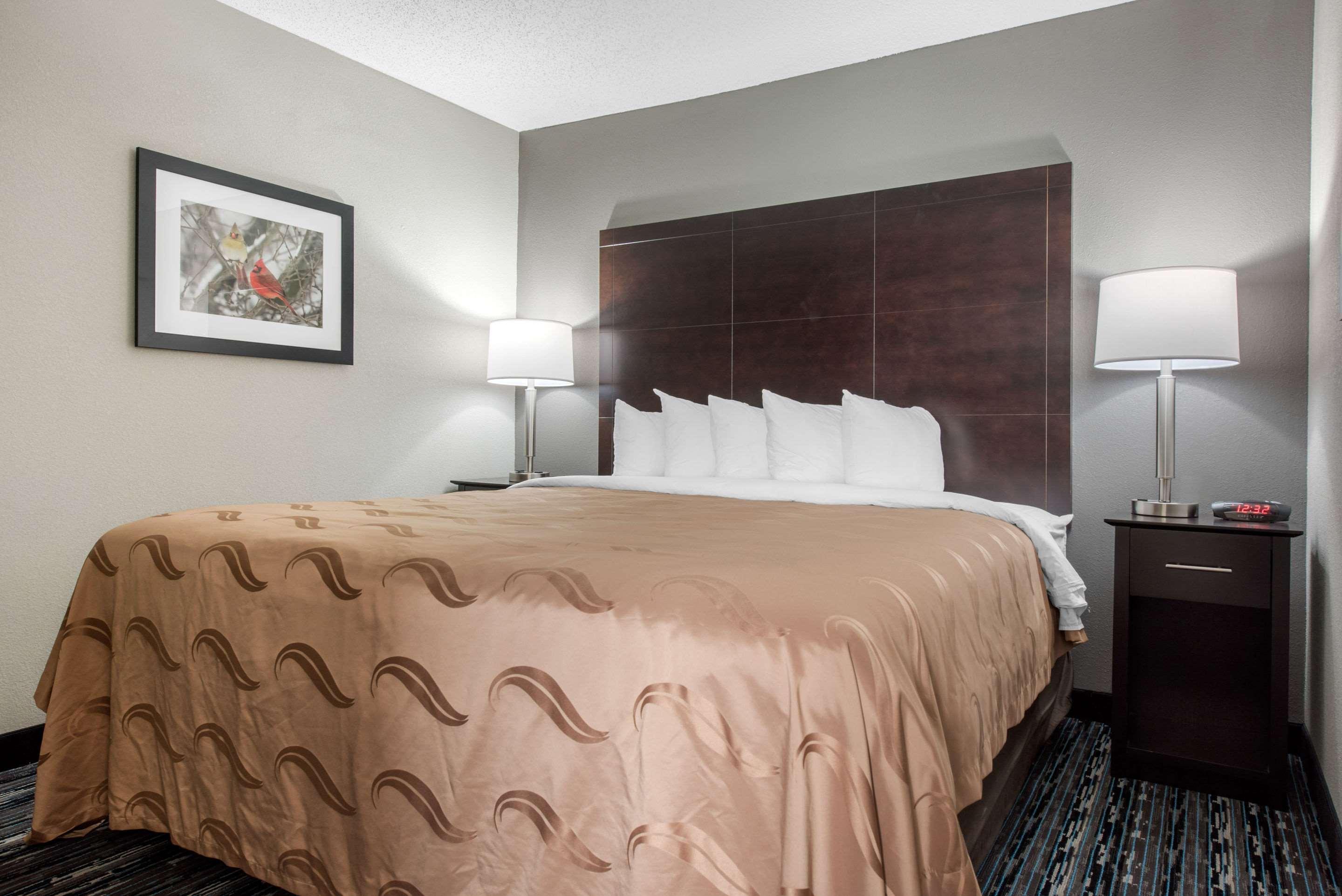 Quality Inn & Suites Brownsburg - Indianapolis West Kültér fotó
