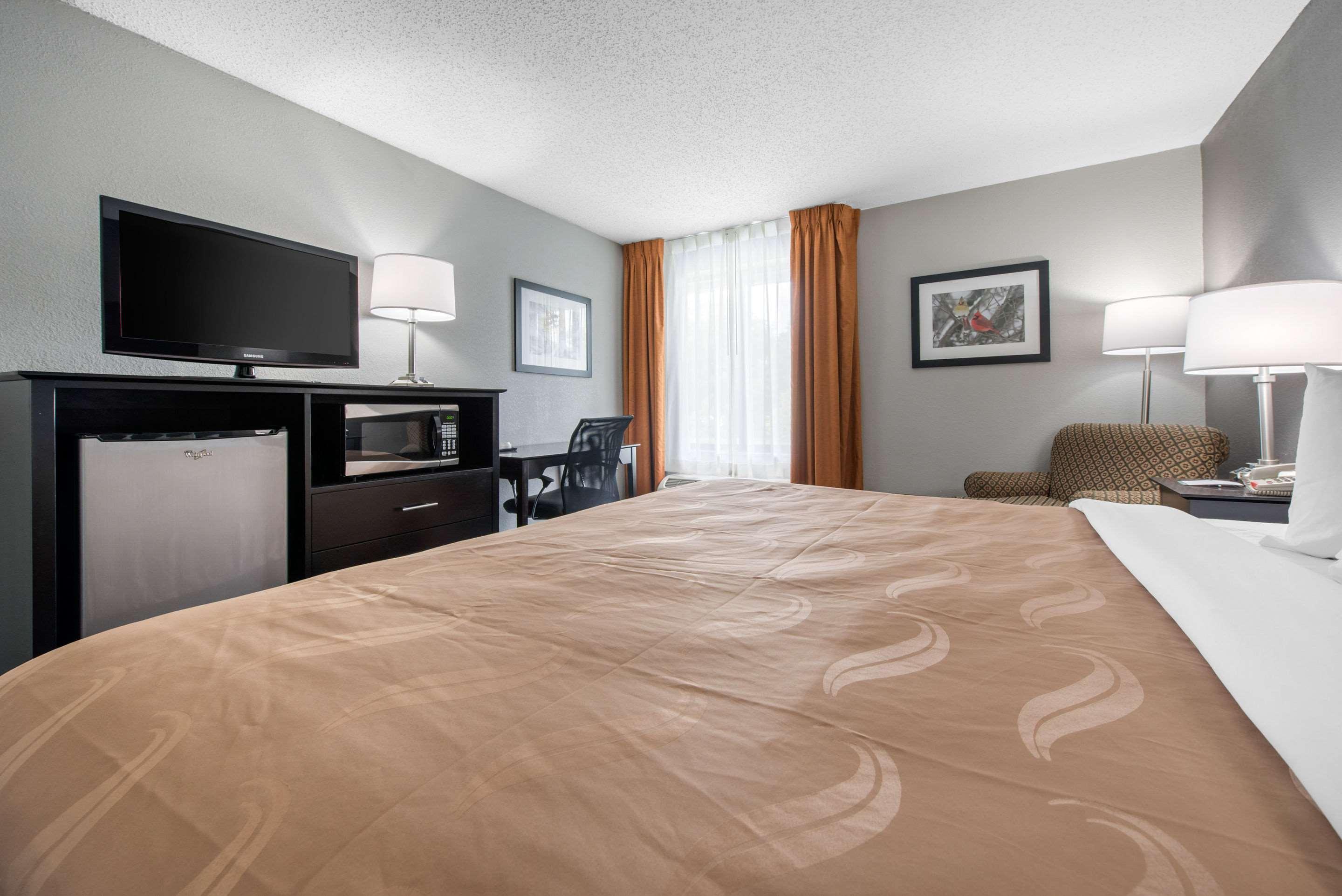 Quality Inn & Suites Brownsburg - Indianapolis West Kültér fotó