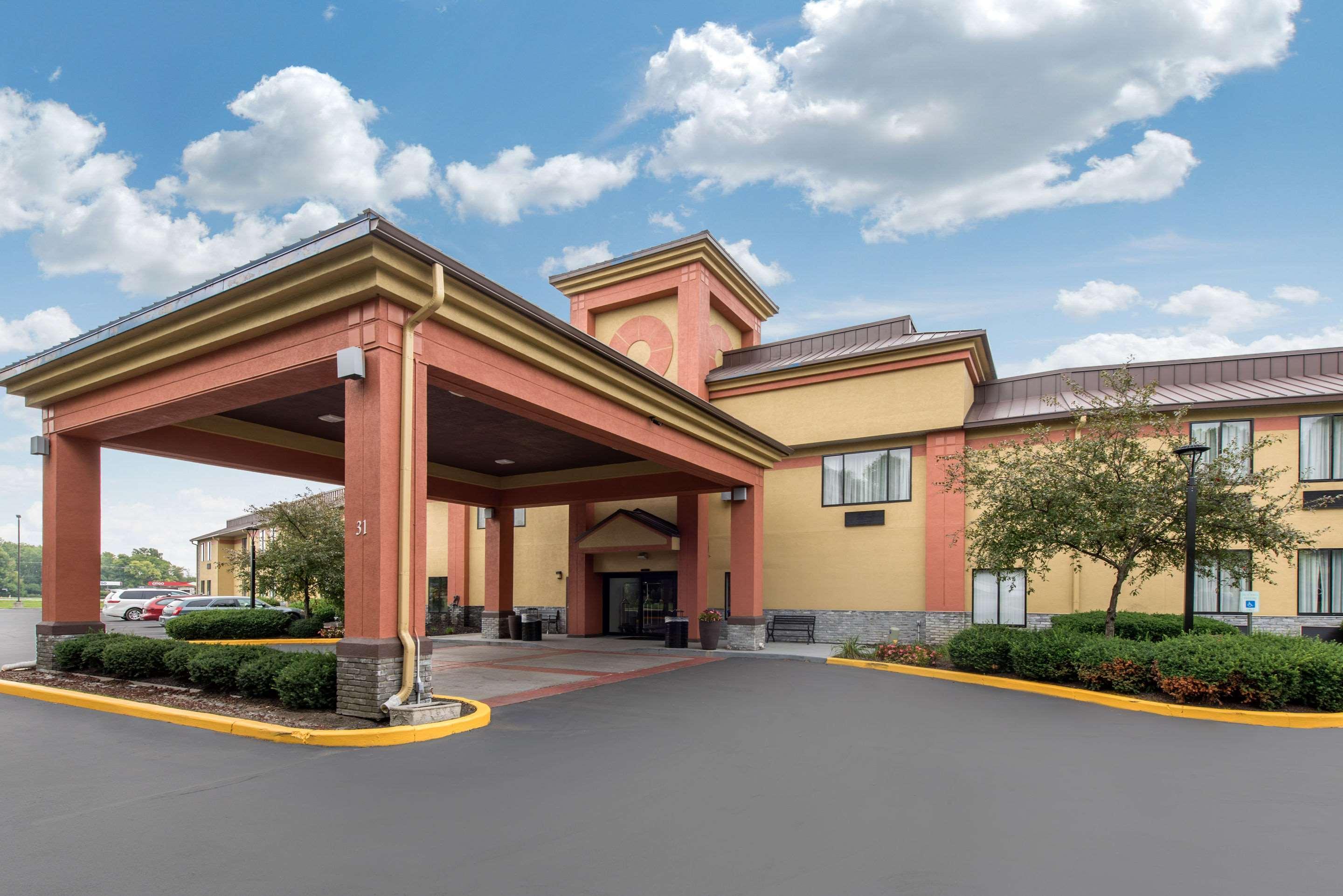 Quality Inn & Suites Brownsburg - Indianapolis West Kültér fotó