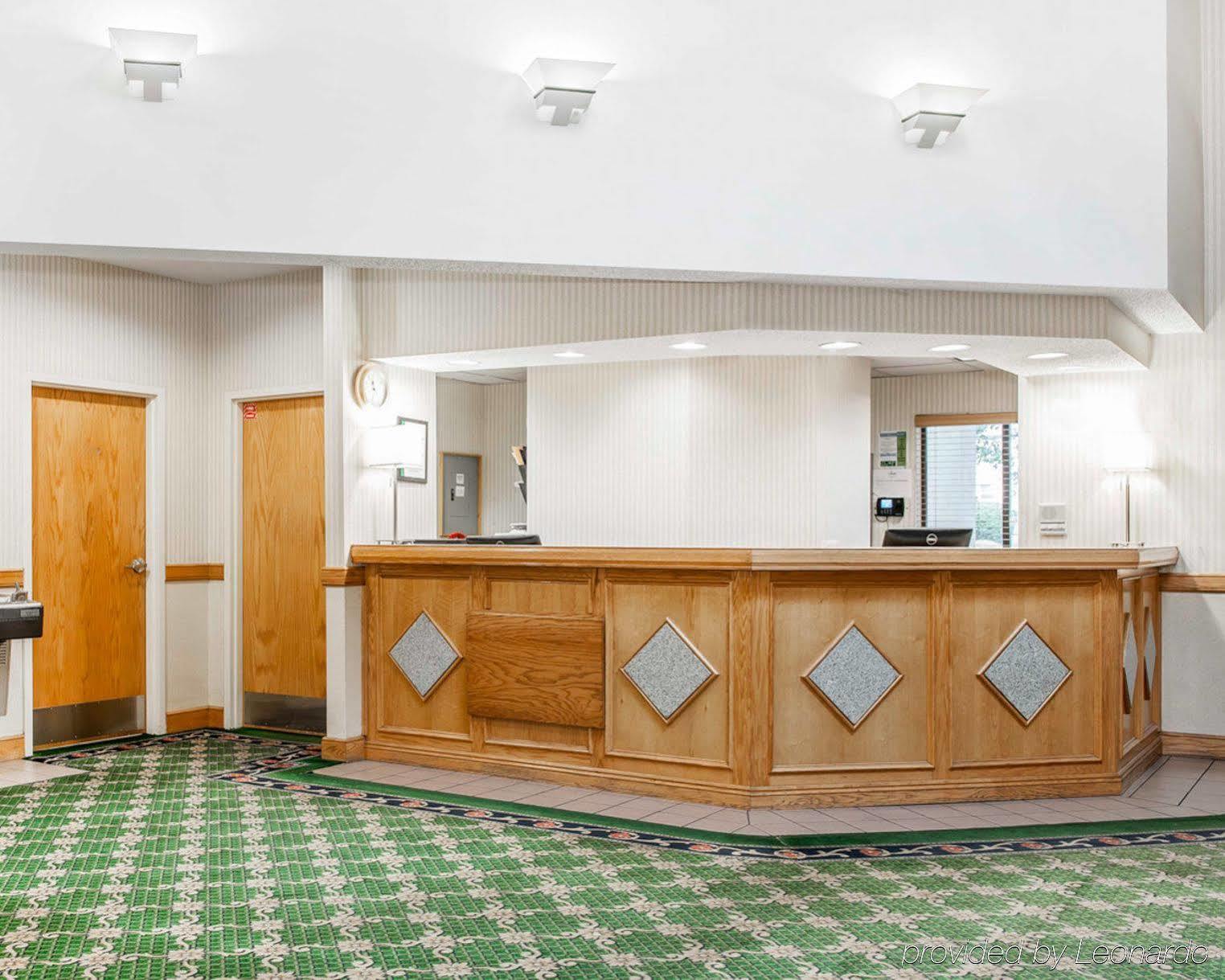 Quality Inn & Suites Brownsburg - Indianapolis West Kültér fotó