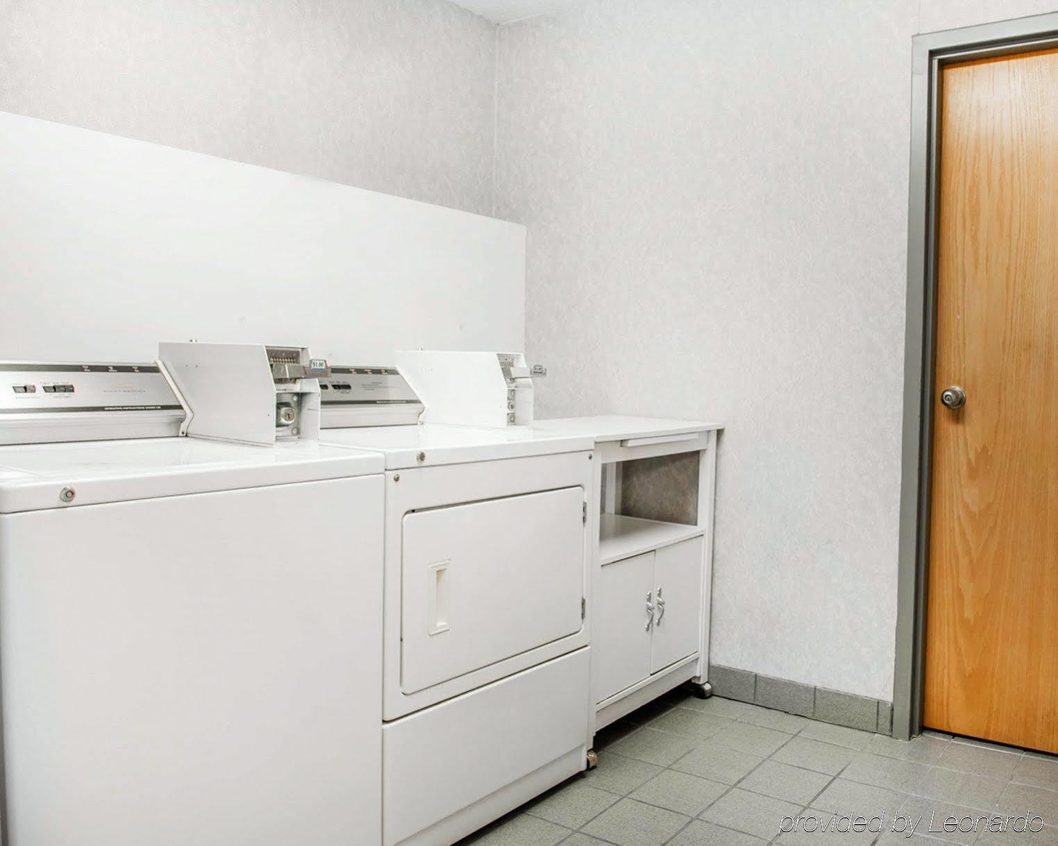 Quality Inn & Suites Brownsburg - Indianapolis West Szoba fotó